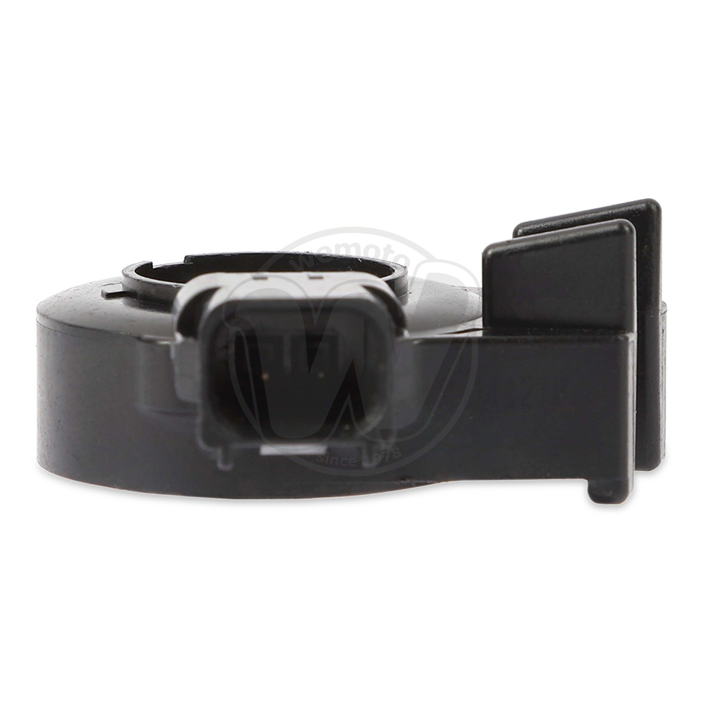 0WY7396_zzhf2108 three.jpg